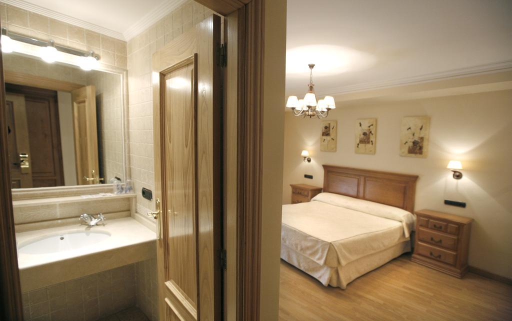Puerta Del Sol Hotell Ciudad-Rodrigo Rom bilde